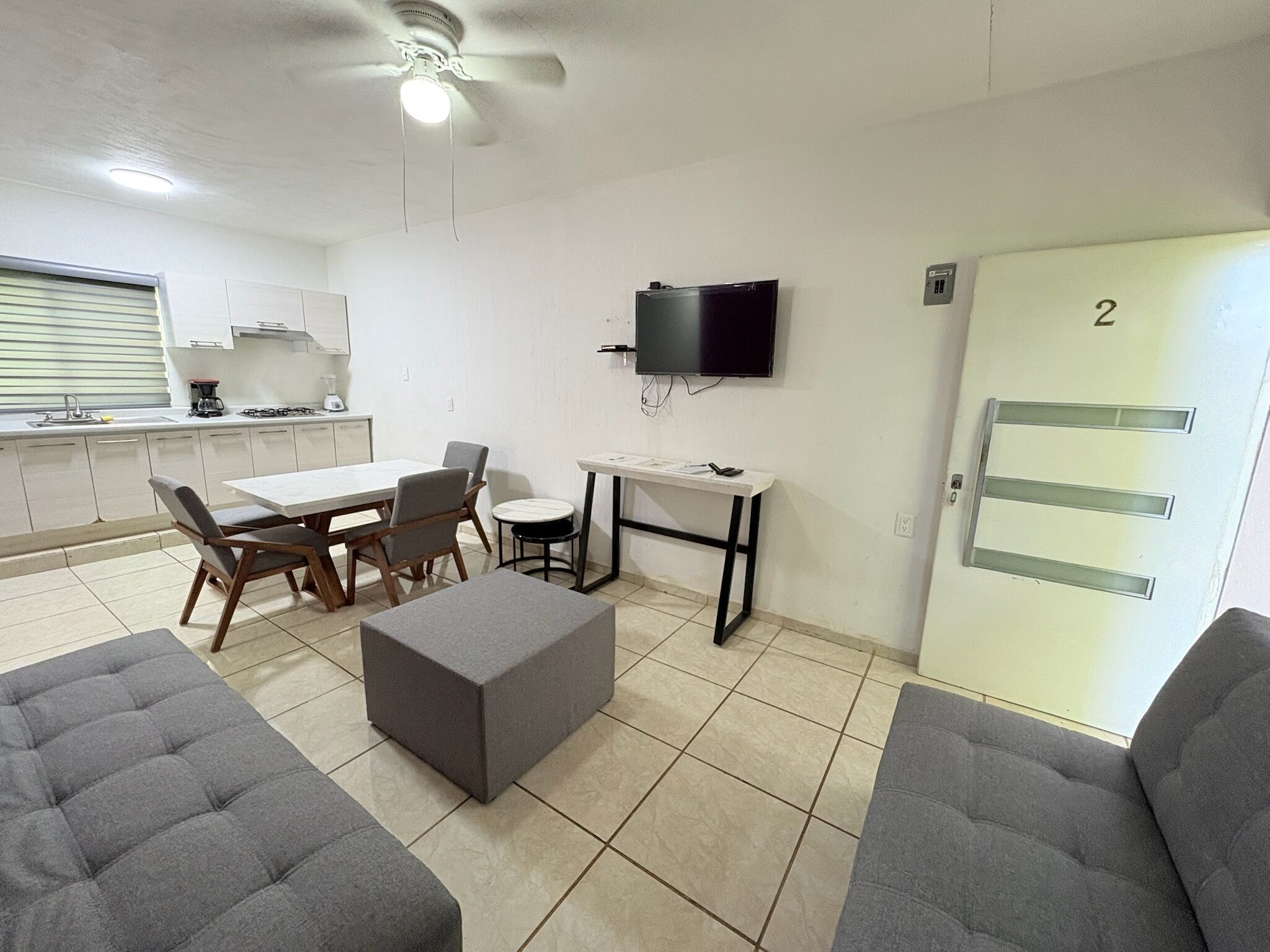 Apartment, Multiple Beds, Kitchen, Tower | Living area