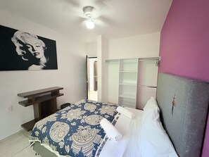 Apartment, Mehrere Betten, Küche, Turm | 2 Schlafzimmer, Bügeleisen/Bügelbrett, kostenloses WLAN
