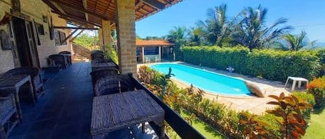 Fachada de la propiedad