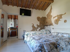 2 chambres, bureau, fer et planche à repasser, Wi-Fi gratuit