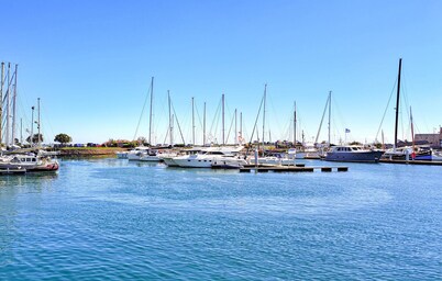 Cozy home in La Pernelle with WiFi