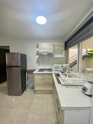 Classic Apartment, Multiple Beds, Kitchen, Tower | Private kitchen - Lomas Altas Tonala Céntrico 4 (Tonalá)