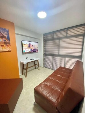 Classic Apartment, Multiple Beds, Kitchen, Tower | Living area - Lomas Altas Tonala Céntrico 4 (Tonalá)