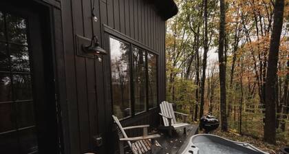 Twilight Point | Hocking Hills, Modern Romance