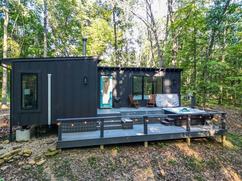 Maren's Hideaway | Hocking Hills, Modern, 40 Acres