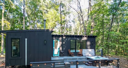 Maren's Hideaway | Hocking Hills, Modern, 40 Acres