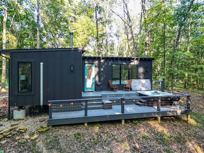Maren's Hideaway | Hocking Hills, Modern, 40 Acres