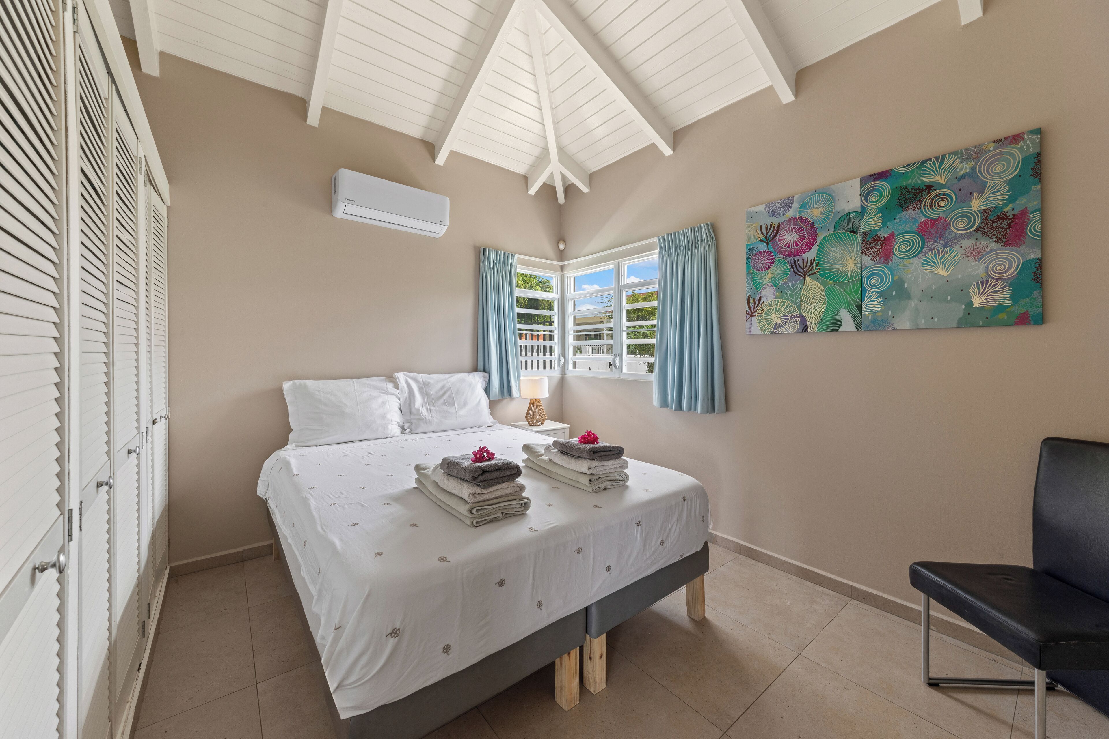 Villa, Patio, Park View | 3 bedrooms, in-room safe, blackout drapes, iron/ironing board
