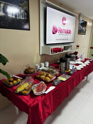 Free daily local cuisine breakfast - Roraima Apart Hotel (Boa Vista)