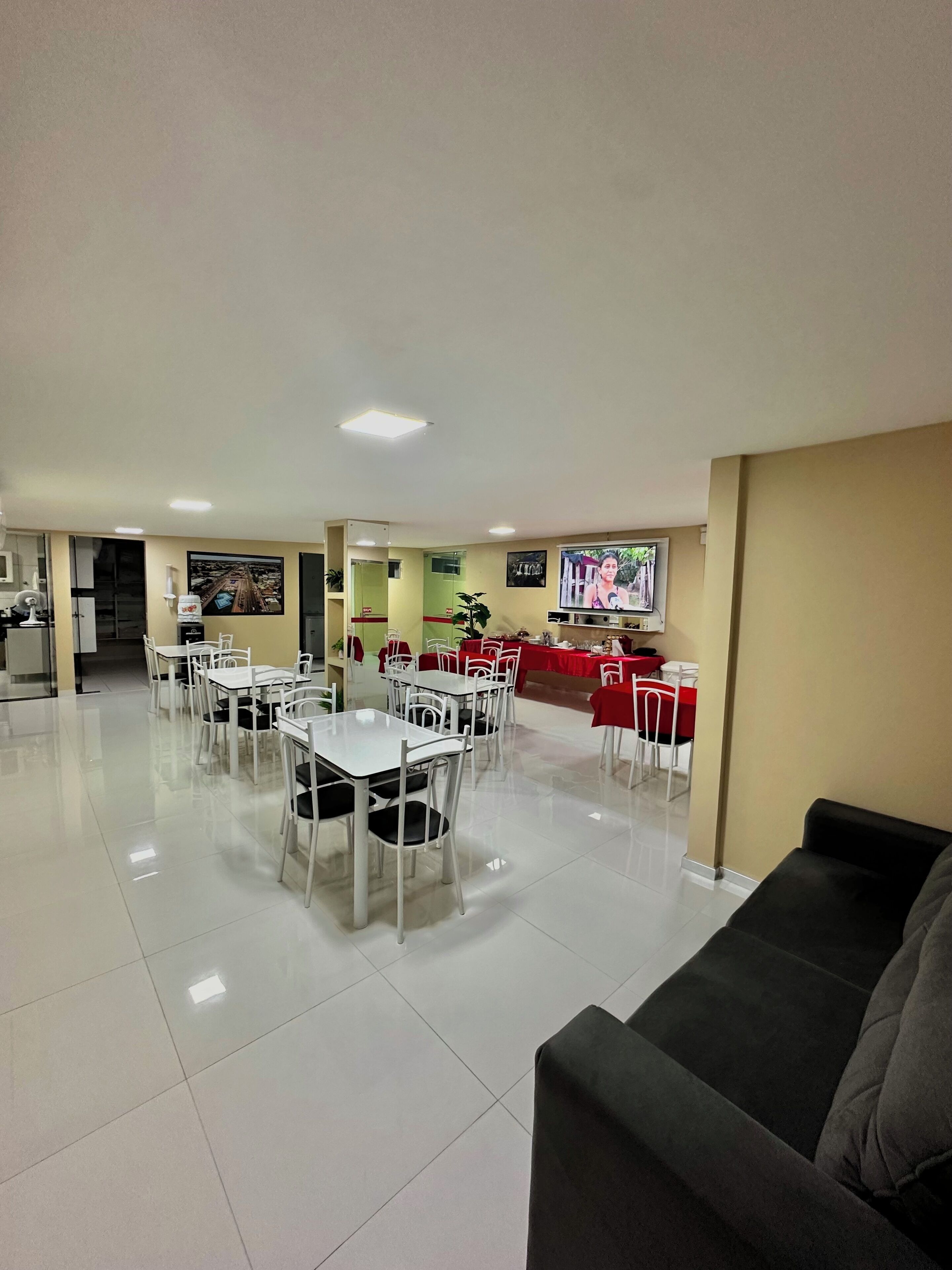 Desayuno de cocina local incluido todos los días