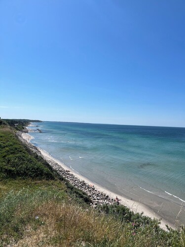 Holiday home close to the beach in Nødebohuse