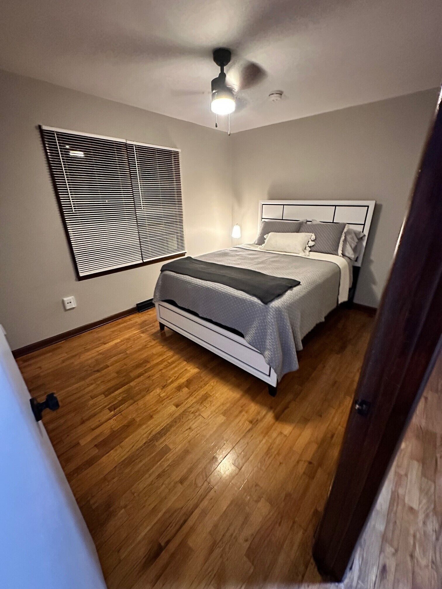 3 chambres, bureau, lit parapluie, Wi-Fi gratuit