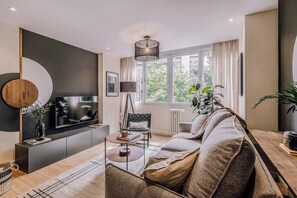 Fernseher