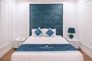 Standard Single Room, No Windows | Premium bedding, minibar, desk, laptop workspace