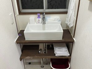 Hair dryer, towels