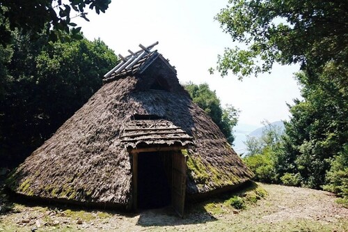 Experience life in the Jomon period Ancient expe / Bizen City Okayama