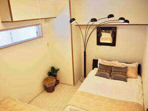 2 habitaciones, tabla de planchar con plancha y wifi gratis