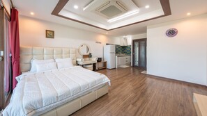 Basic Room, 1 Bedroom (Cello) - Namhae Ryu&lee Pet Pension (Namhae)