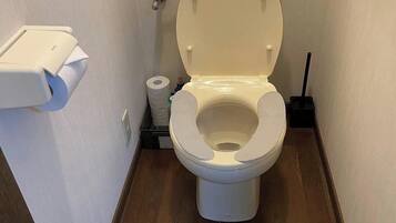 Sèche-cheveux, serviettes fournies