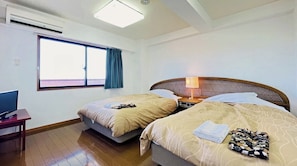 1 bedroom, desk, iron/ironing board, free WiFi - Nonsmoking Main building deluxe room sea side / Konan Kōchi (Konan)