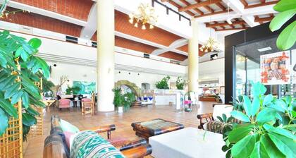 Nonsmoking Main building maisonette room 1F Wes / Konan Kōchi