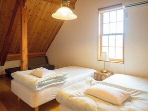 3 chambres, bureau, fer et planche à repasser, accès Internet