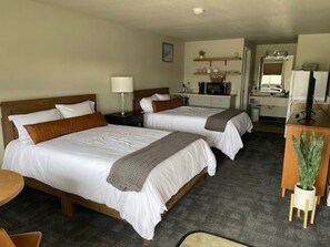 1 bedroom, WiFi, bed sheets - Anchor Point Stay - Room 5 (Anchor Point)