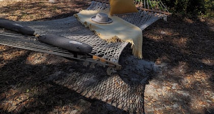 Lakeview RV/Camper Spot • Free Parking • Pet-Friendly