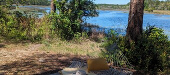 Lakeview RV/Camper Spot • Free Parking • Pet-Friendly