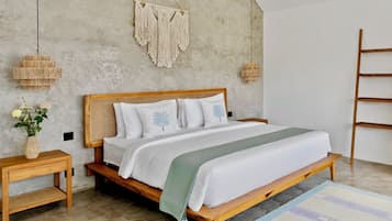 Villa, 1 Bedroom | 1 bedroom, in-room safe, desk, iron/ironing board