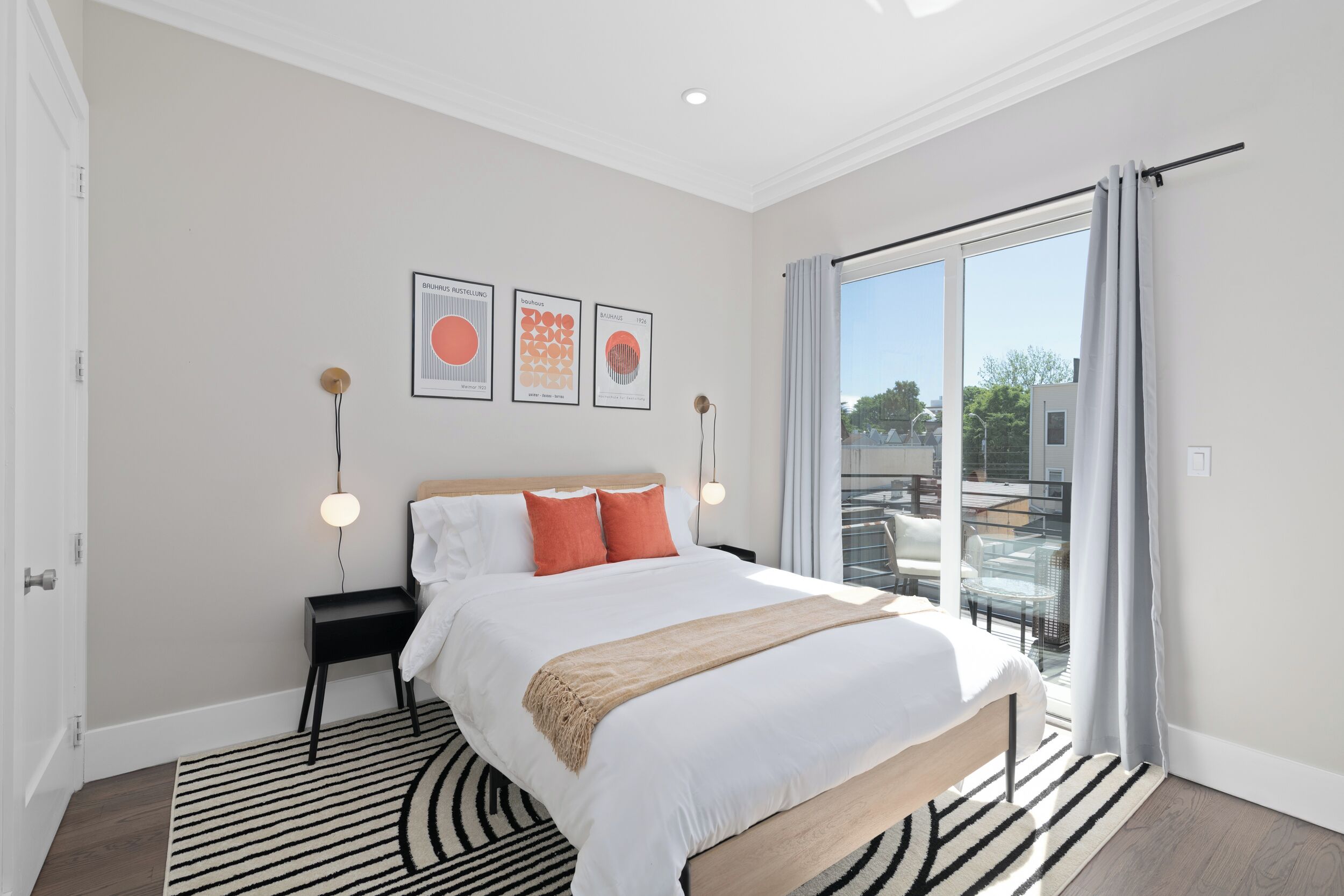 3 bedrooms, iron/ironing board, travel crib, free WiFi