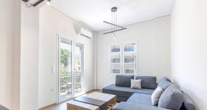 Spacious 3-Bedroom Dual Apartment in City Centre