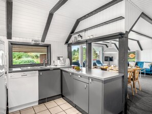 Fridge, microwave, dishwasher, cookware/dishes/utensils - "Gyrial" - 2km from the sea by Interhome (Blåvand)