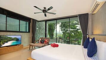 Design Villa, 4 Bedrooms, Private Pool, Lake View | View from room