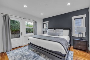 4 Schlafzimmer, Bügeleisen/Bügelbrett, WLAN, Bettwäsche