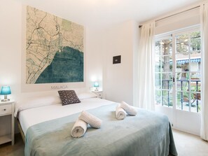 3 Schlafzimmer, Bügeleisen/Bügelbrett, Internetzugang, Bettwäsche