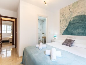 3 chambres, fer et planche à repasser, accès à Internet, literie fournie
