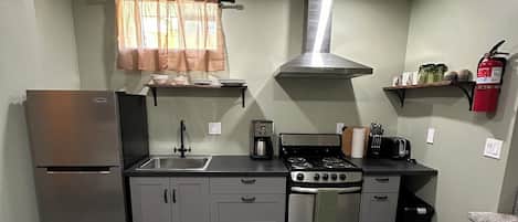 Oven, stovetop