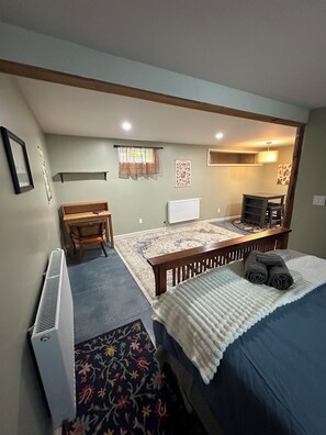 1 bedroom, iron/ironing board, WiFi, bed sheets