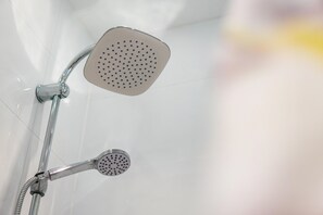 Dusj og håndklær