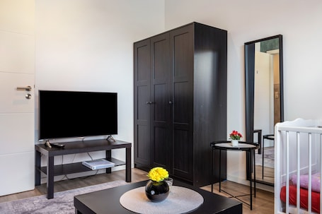 2 bedrooms, iron/ironing board, free WiFi, bed sheets. Apartment 'Heide Ferienwohnung Süd' with Wi-Fi