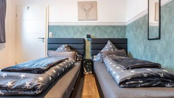 2 Schlafzimmer, Bügeleisen/Bügelbrett, kostenloses WLAN, Bettwäsche