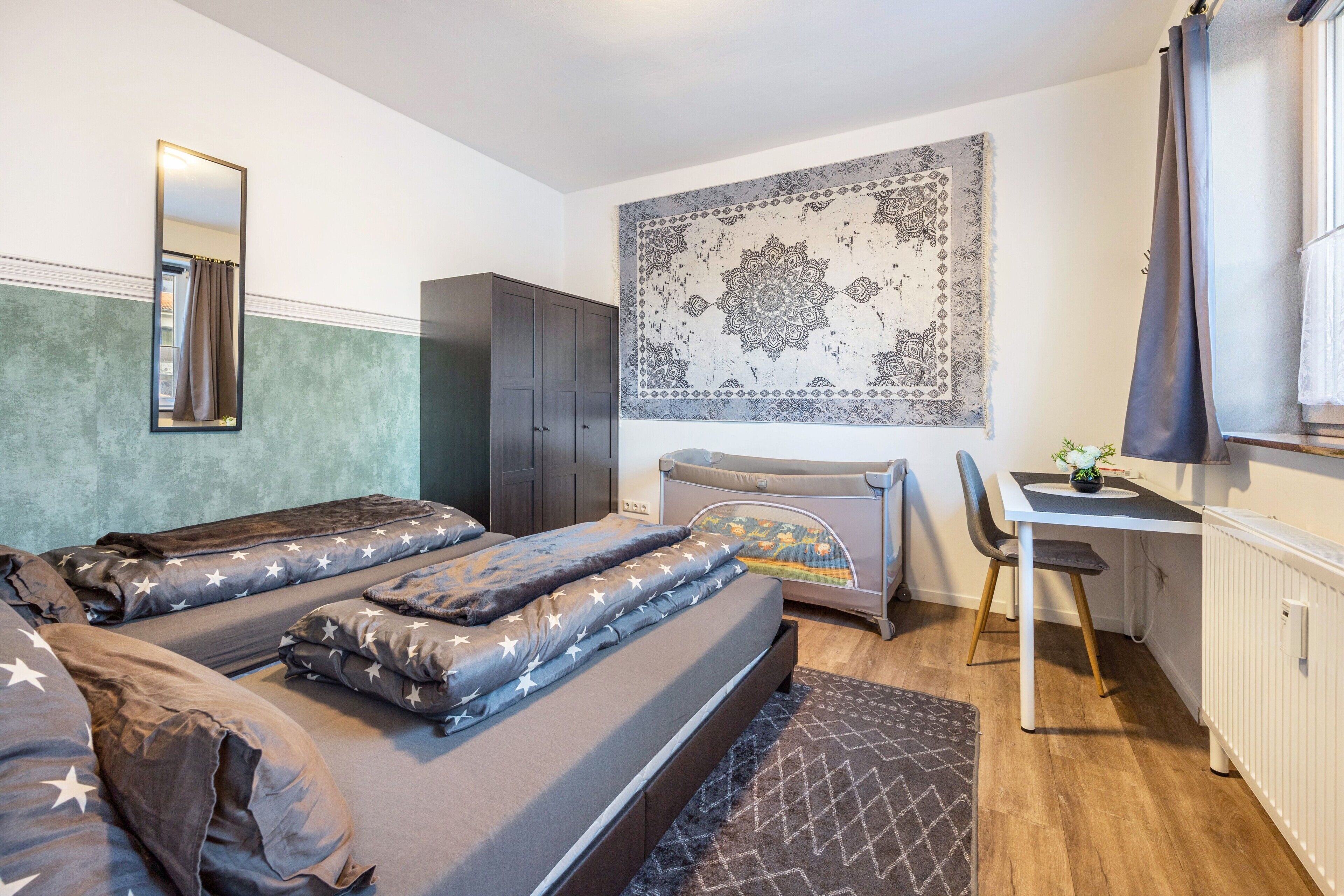 2 bedrooms, desk, soundproofing, iron/ironing board