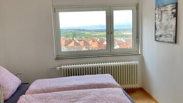 1 bedroom, free WiFi, bed sheets