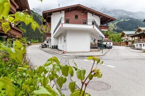 Esterni