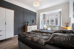 2 bedrooms, iron/ironing board, free WiFi, bed sheets - Apartment 'Ferienwohnung Chemnitz City' with Balcony and Wi-Fi (Chemnitz)