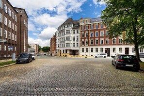 Exterior - Apartment 'Ferienwohnung Chemnitz City' with Balcony and Wi-Fi (Chemnitz)
