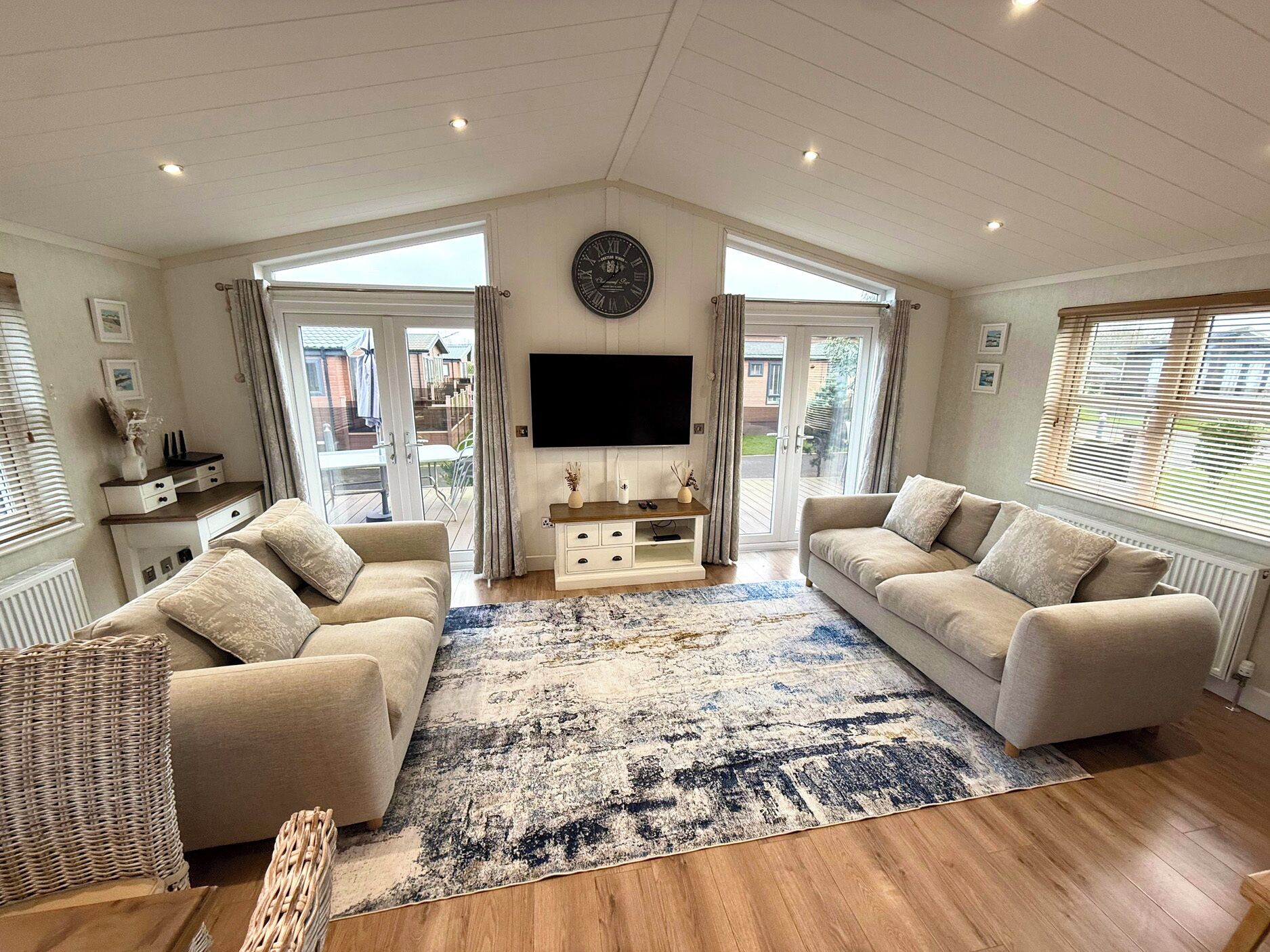 Lodge 18 - The Pines, Pet Friendly, With A Garden In Runswick Bay - 스테이시즈