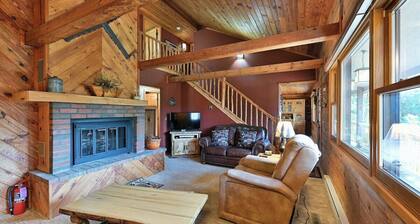 Namekagon Pines Retreat a 3 bedroom Log Home Near Mt. Telemark
