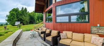 Secluded Oxford Cabin on 75 Acres: Sunset Views!